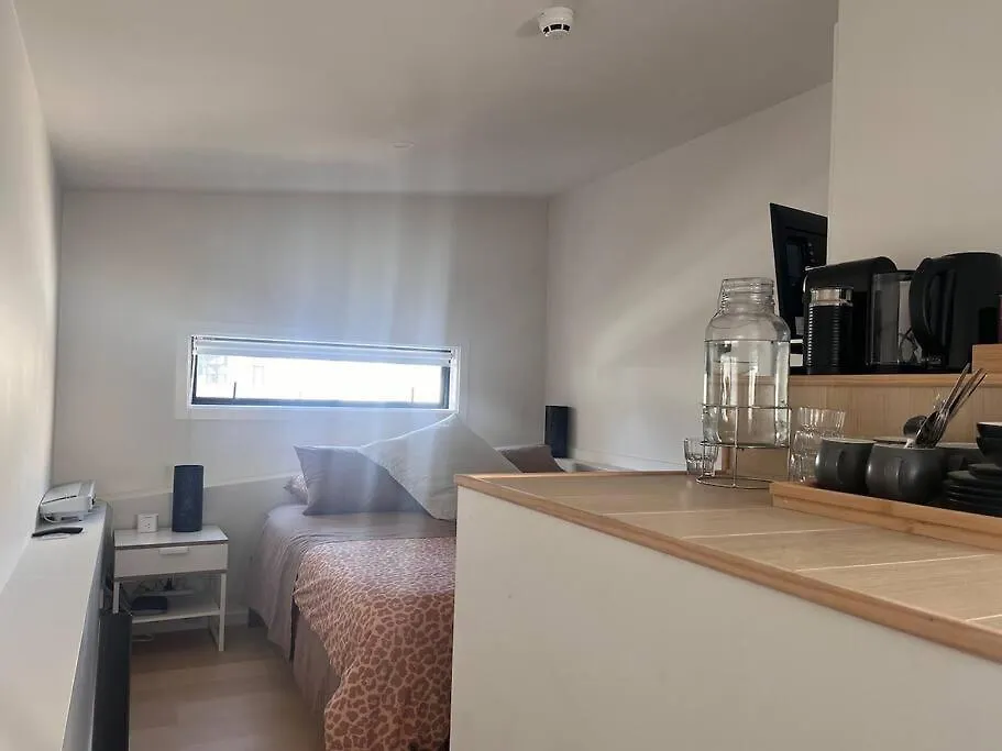 Cuba Street Rooftop Gem Wellington Apartment